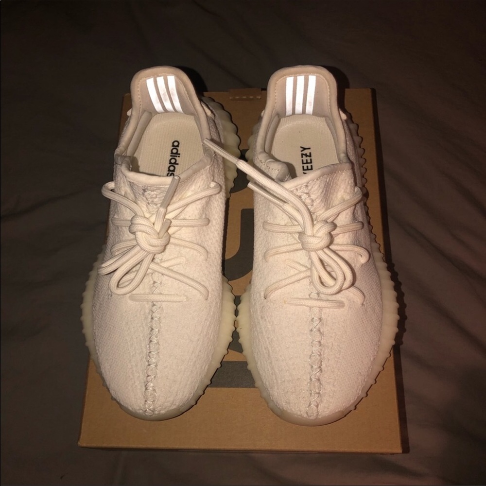 Yeezy Boost 350 V2 triple white womens 5 men’s 4